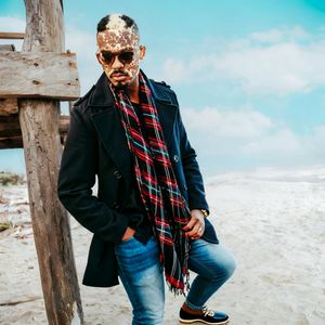 Seedream 4.0 — Outfit Transfer Challenge